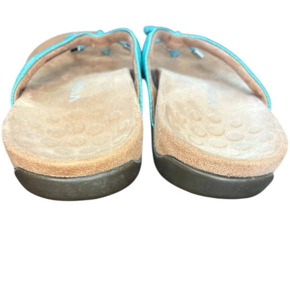 Vionic leather teal and Tan Bella Bow II flip-flop
Sandals size 8.5 preloved - Picture 6 of 6